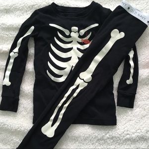Glow in the dark Halloween skeleton pajamas
